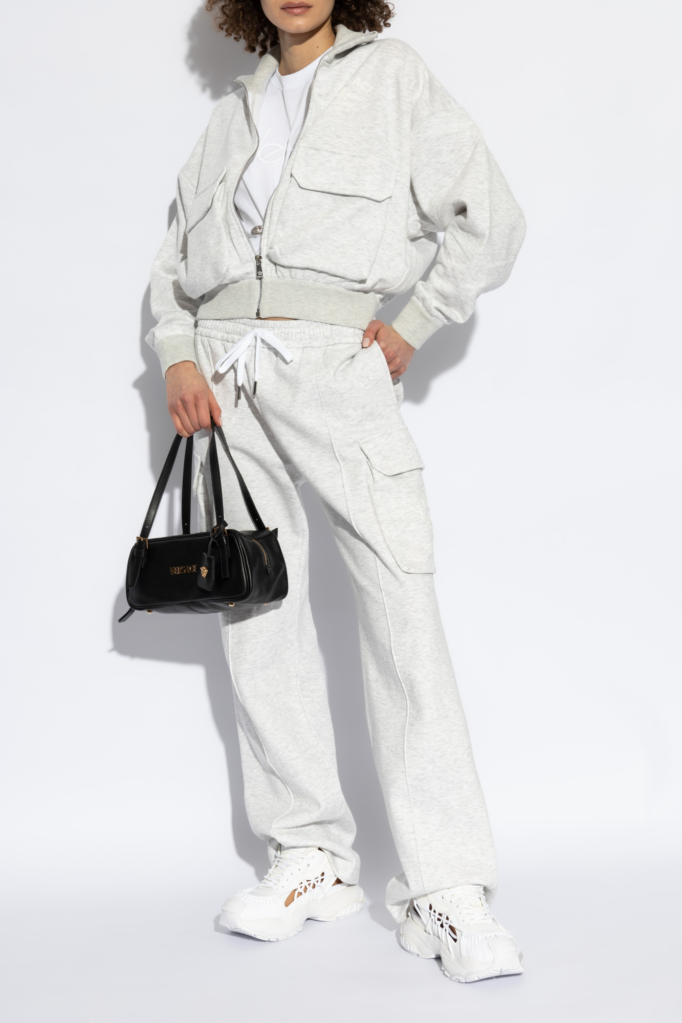 【送料&関税込】Versace Cargo Pants Versace Versace Allover Cargo Trousers | Brown | FARFETCH JO